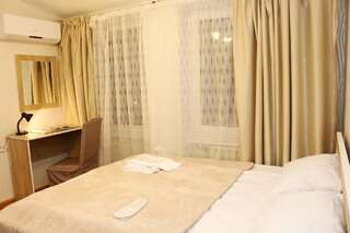 Отель Hotel Residence Hill Тбилиси Стандартный двухместный номер с 1 кроватью-4